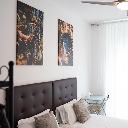 Hostal Puente De Hierro Logrono Ruang foto